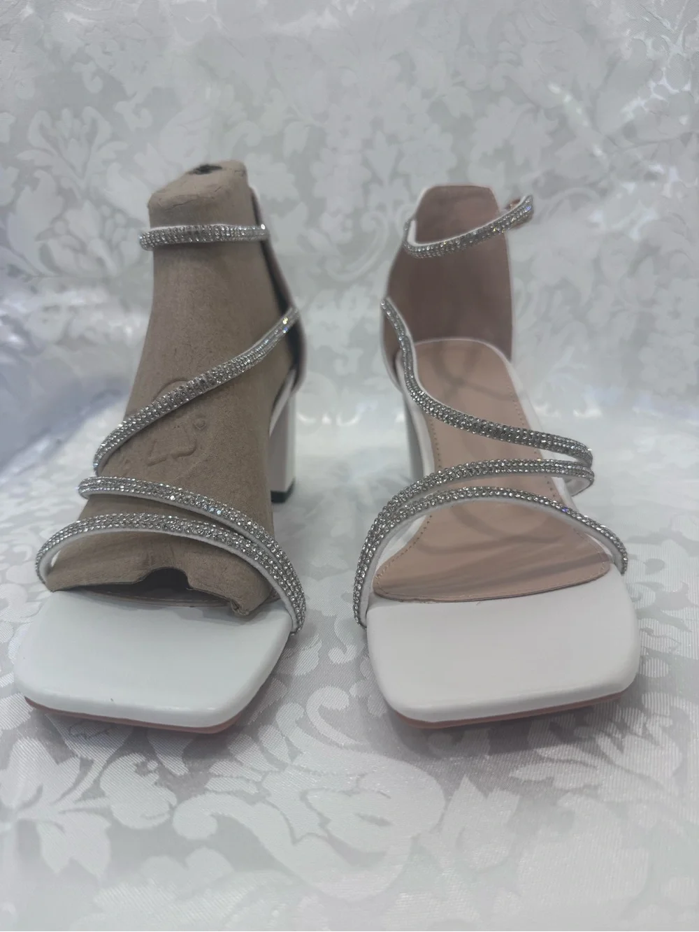 SHEIN chic white